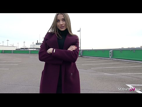 ❤️ GERMAN SCOUT HUWA ĦOLMA LI Tmiss STEELE, PARKING LOT TELLTALE U SEXY GĦALL-FLUS Vidjow porn lilna